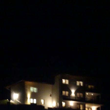 Panorama Apartment Bruck am Ziller ภายนอก รูปภาพ