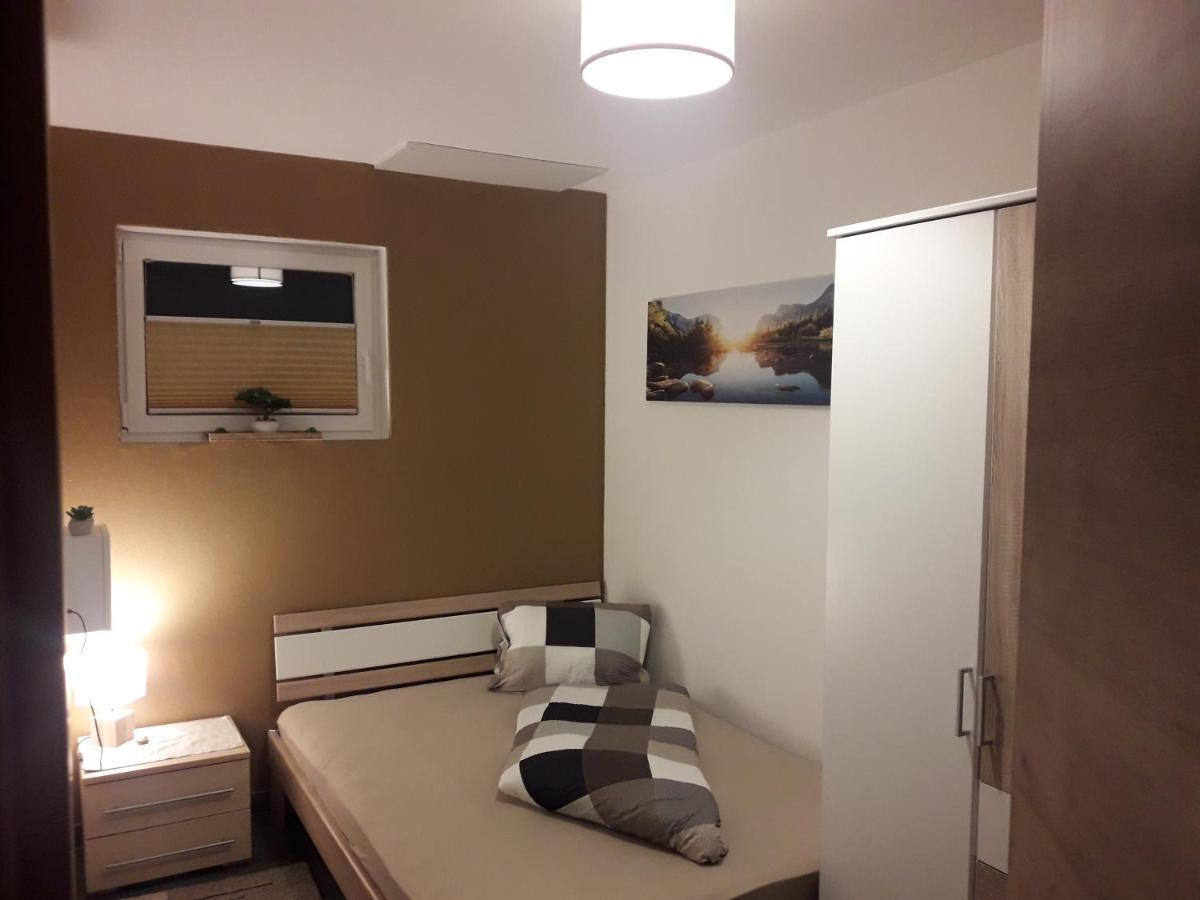 Panorama Apartment Bruck am Ziller ภายนอก รูปภาพ