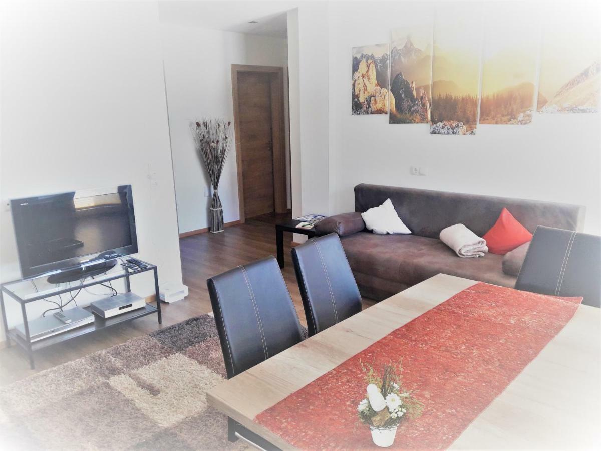 Panorama Apartment Bruck am Ziller ภายนอก รูปภาพ